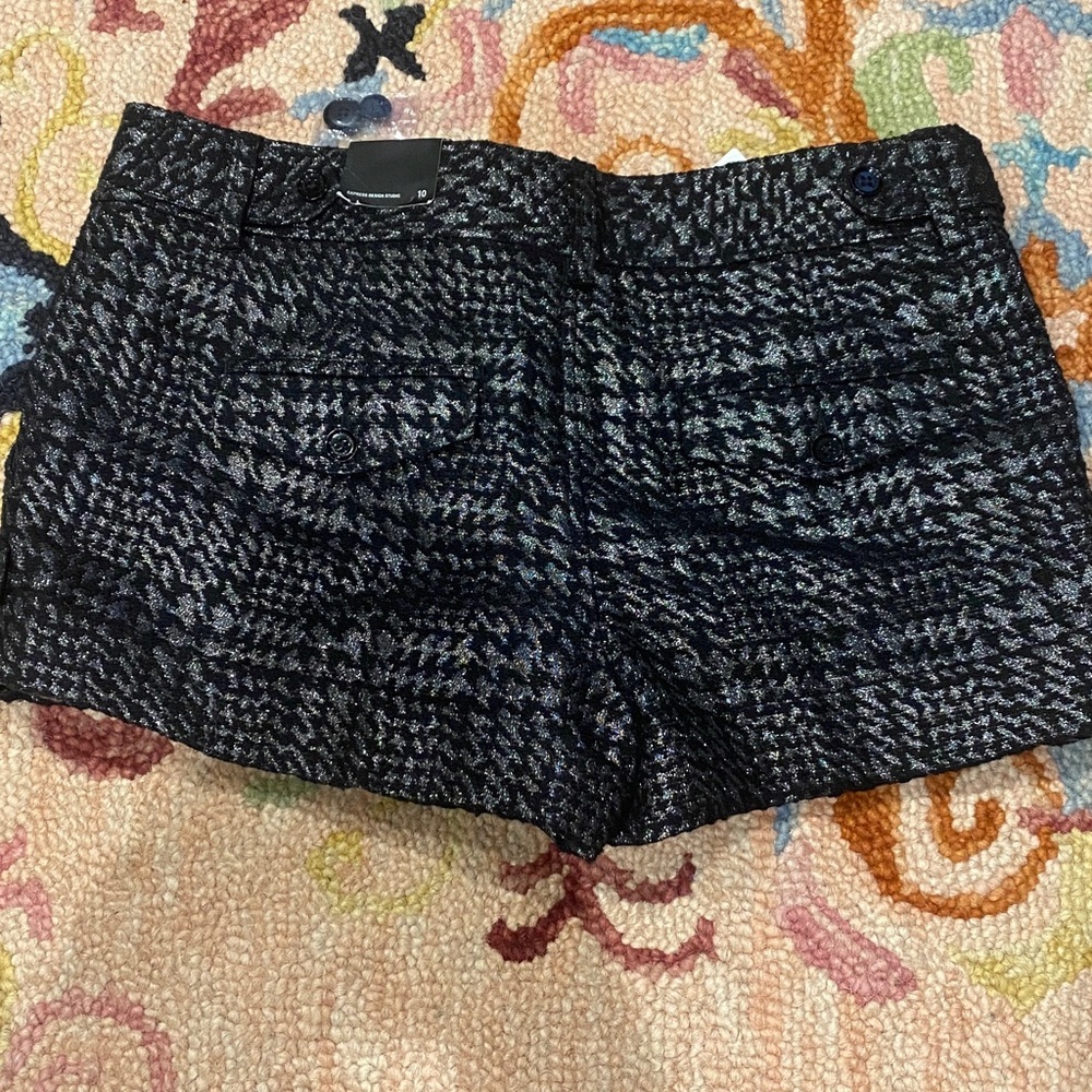 Express Silver Metallic Houndstooth Cuffs Shorts Pockets Size 10 Wool Blend - Picture 3 of 5